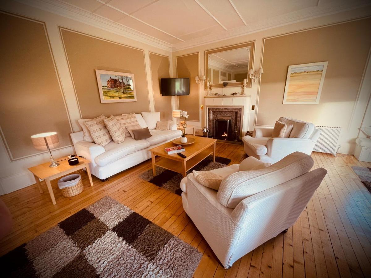 Sandhill House Трун Екстериор снимка