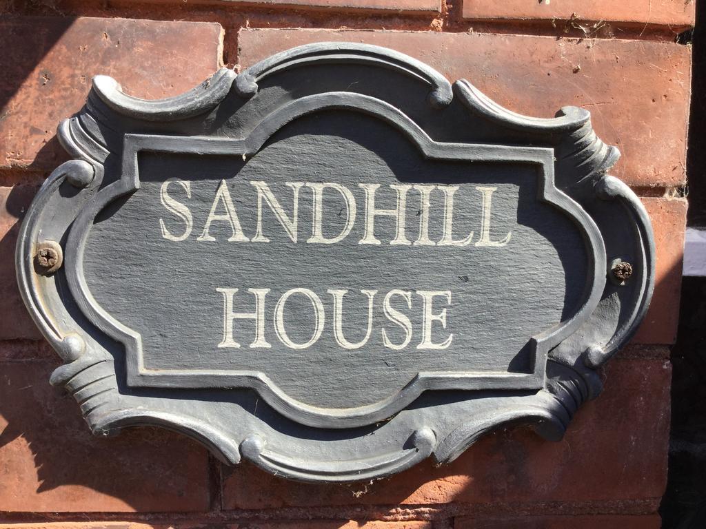 Sandhill House Трун Екстериор снимка